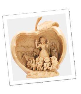 "A Wishing Apple": Snow White Apple Scene Masterpiece