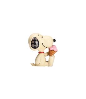 Mini Snoopy with Ice Cream