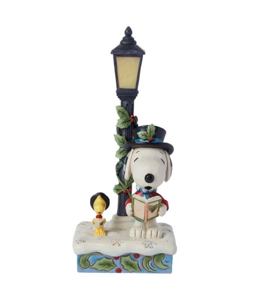 "Caroling in the snow": Snoopy & Woodstock Caroling