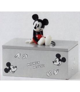 Keeper of little treasures lidded box